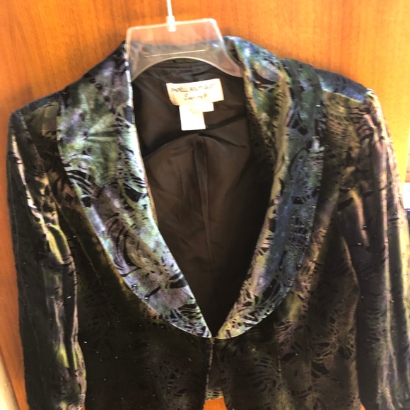 Tank Top - Picture 3 of 3